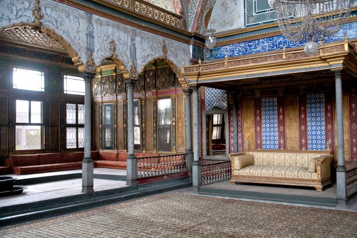 Topkapi Palace and the Sultans of Opulence